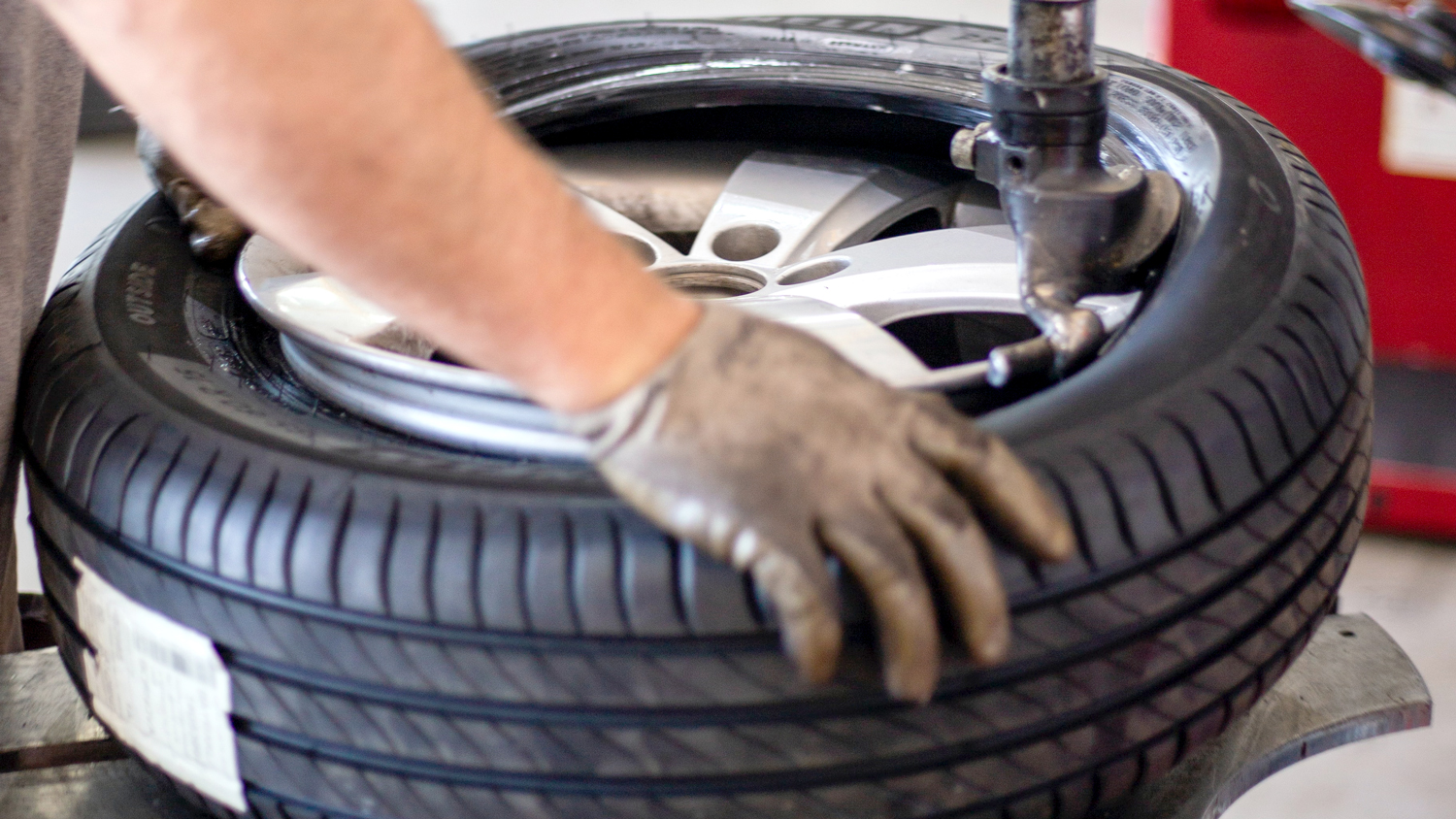 Changing Tires made easier by autoscan and soft-wheeler!